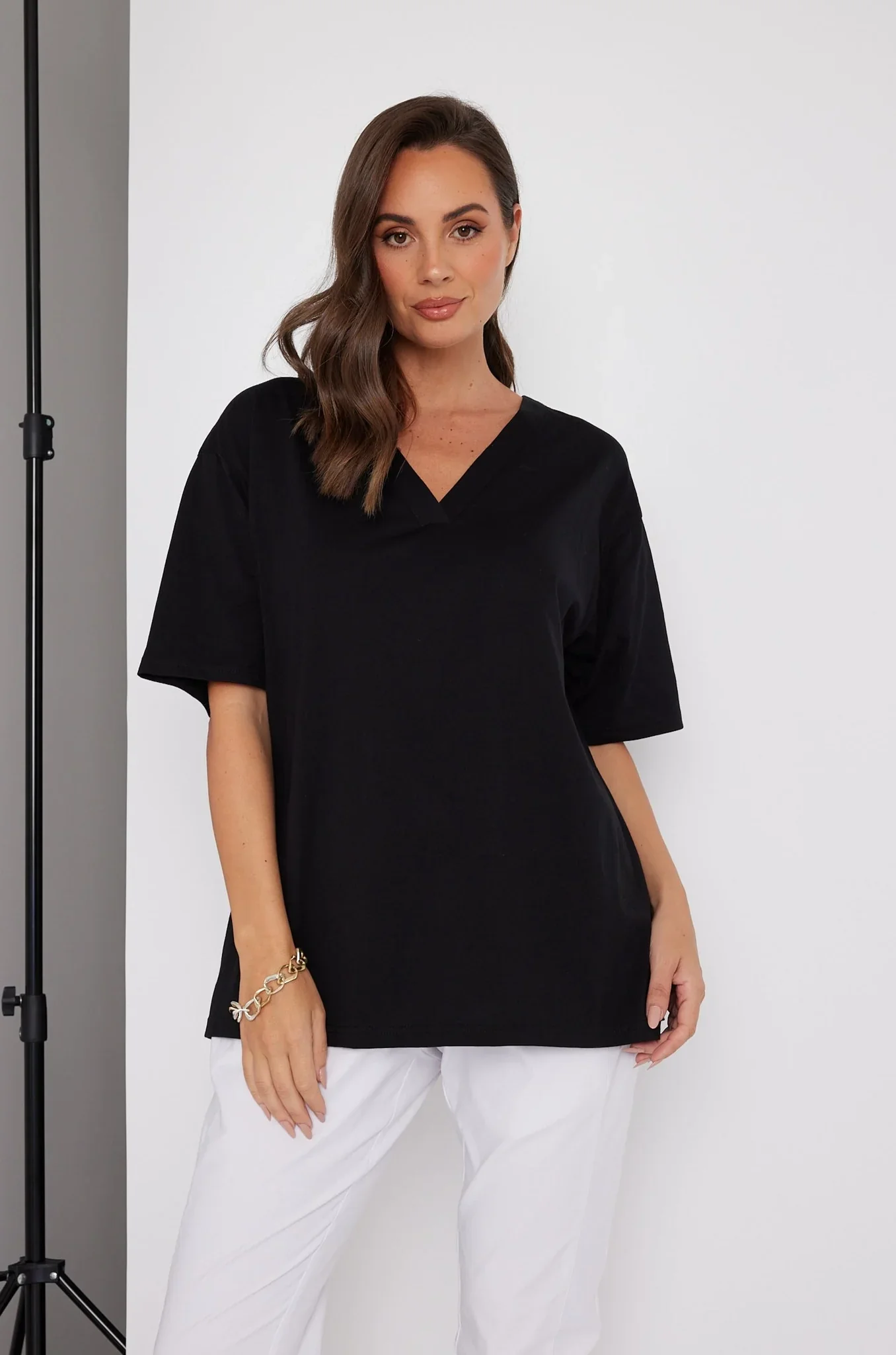 Alexandra - NIX V-Neck Tee - Image 37