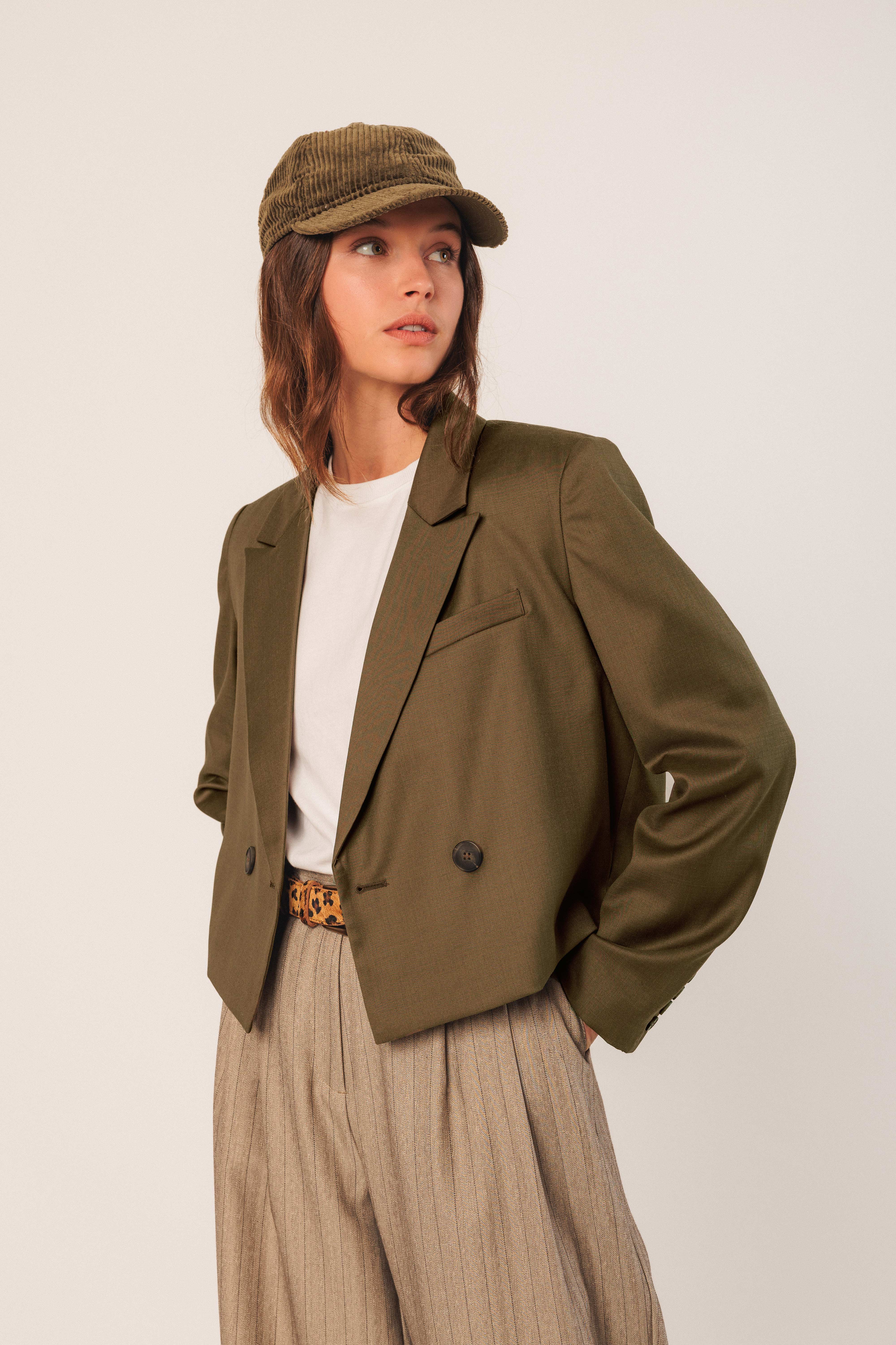 INDI&COLD - Lapel Crop Blazer - Image 12