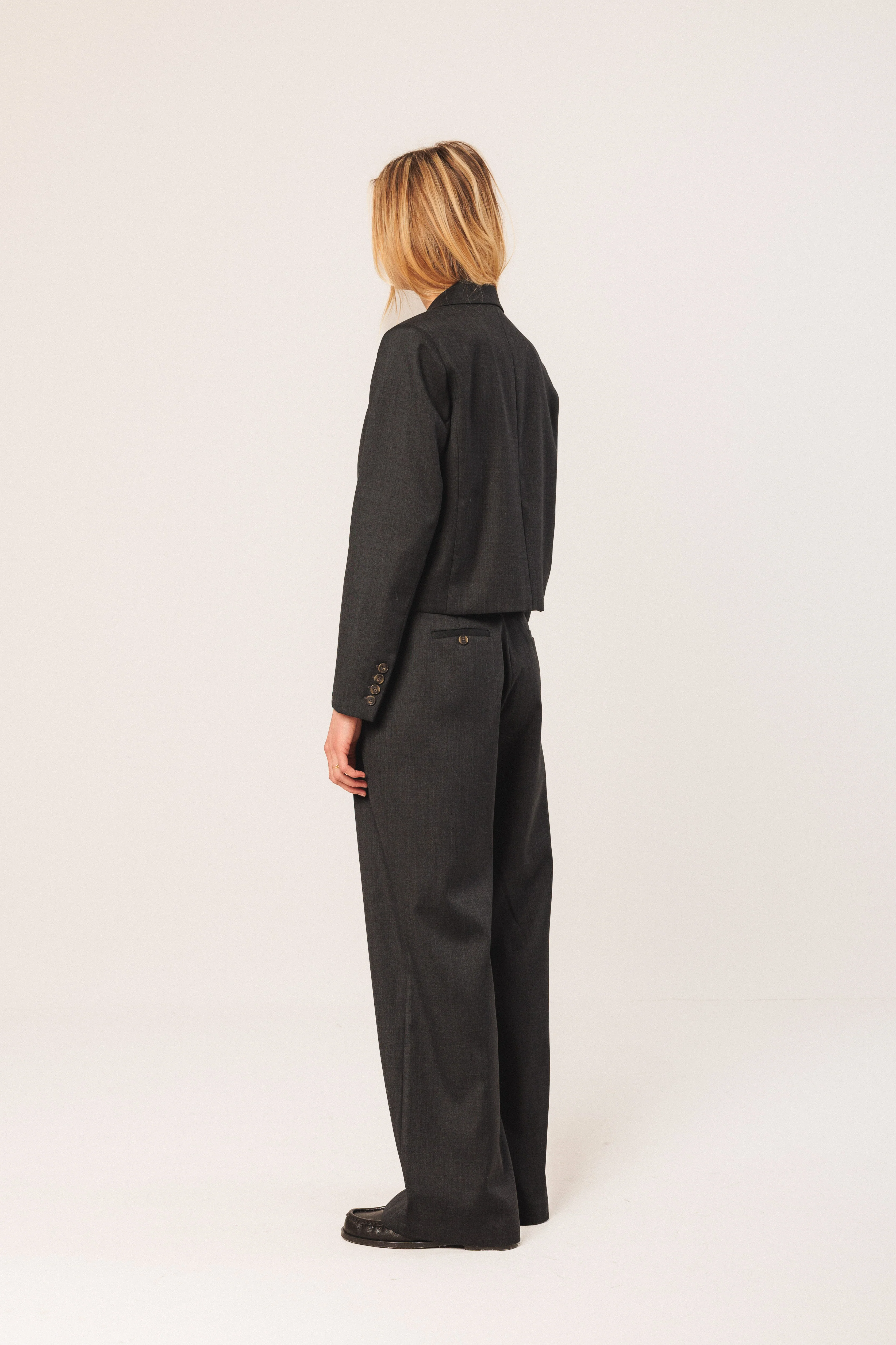 INDI&COLD - Lapel Crop Blazer - Image 5