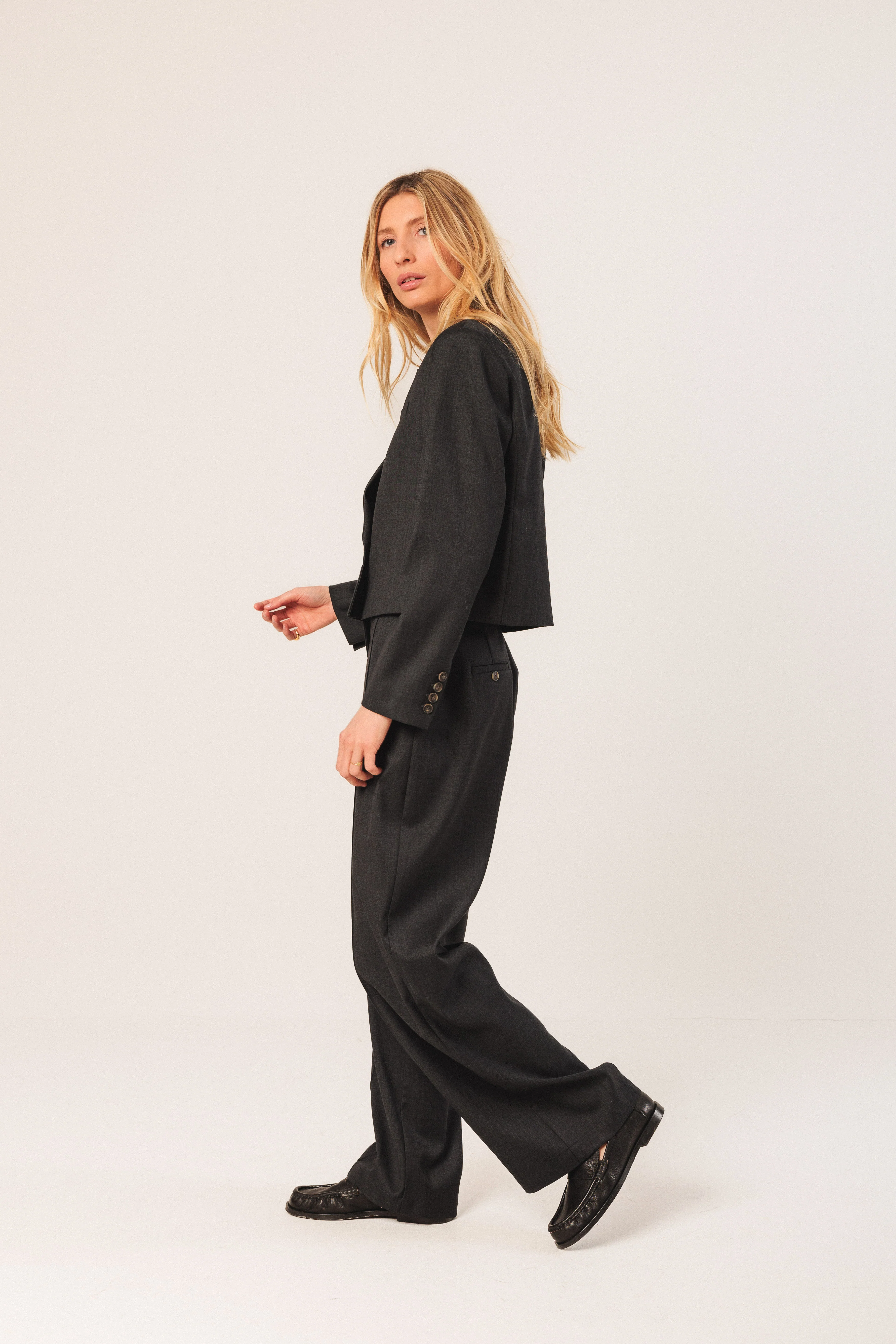 INDI&COLD - Lapel Crop Blazer - Image 8