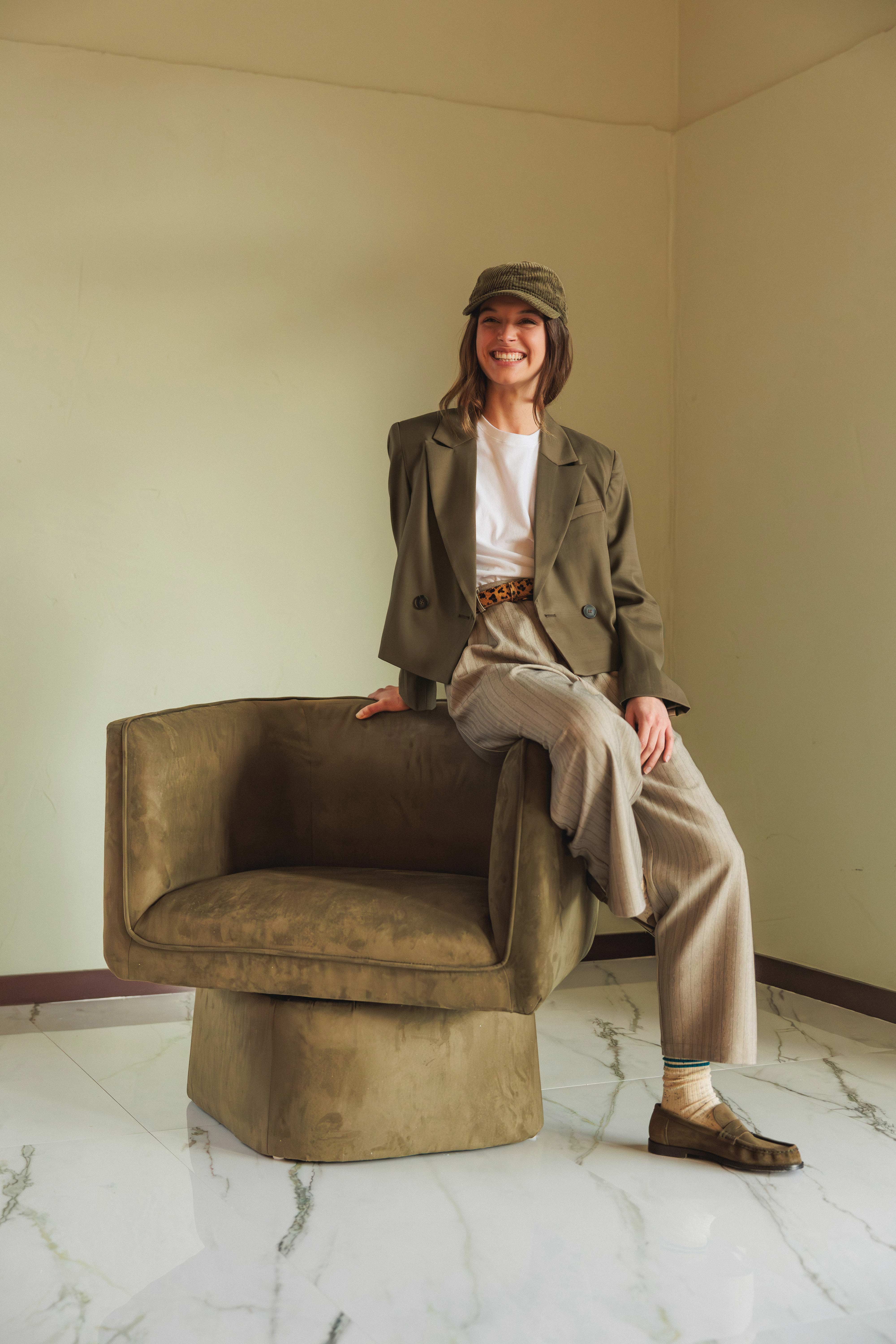 INDI&COLD - Lapel Crop Blazer - Image 9