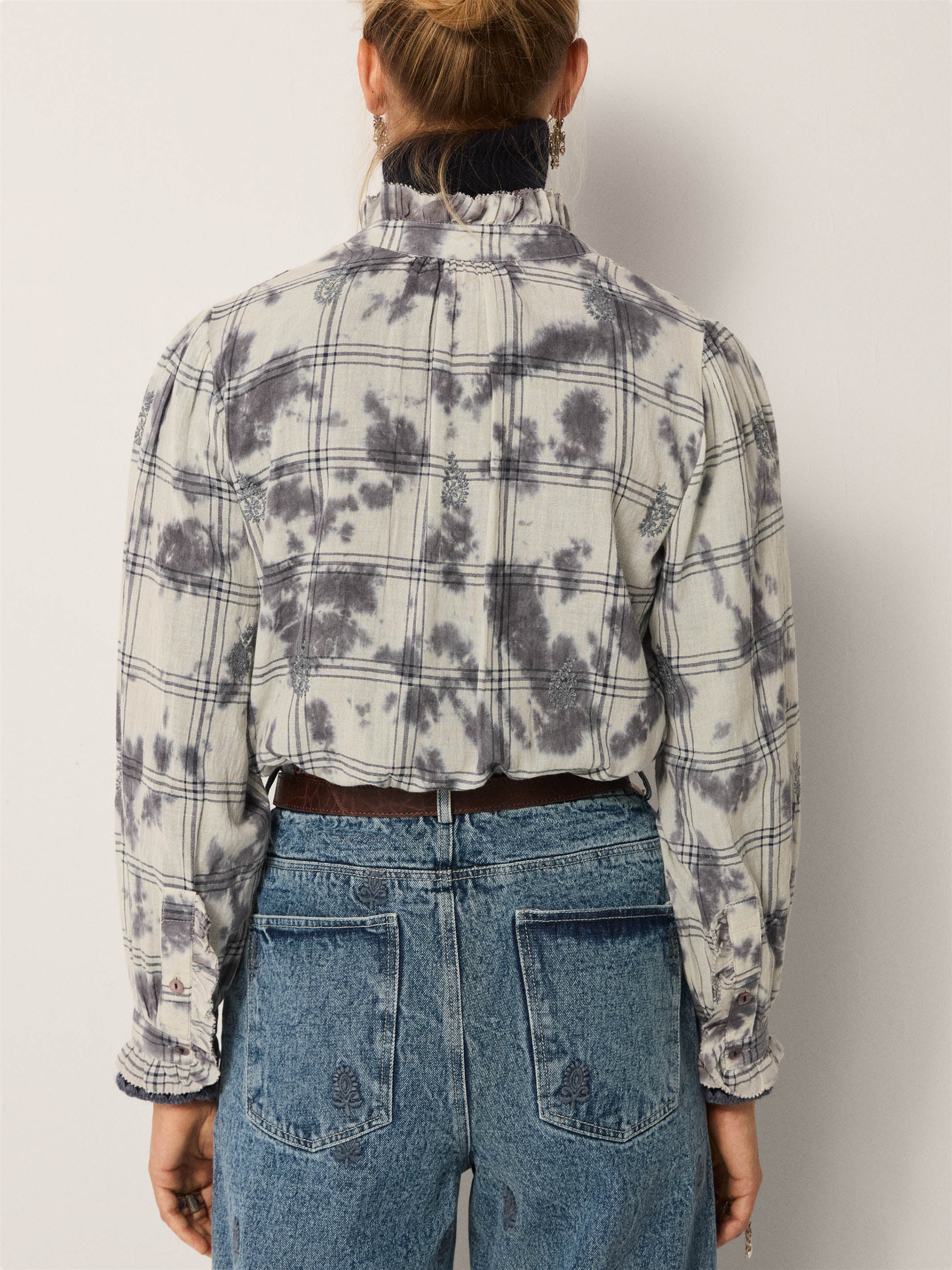 Maison Hotel - Consu Blouse - Image 7