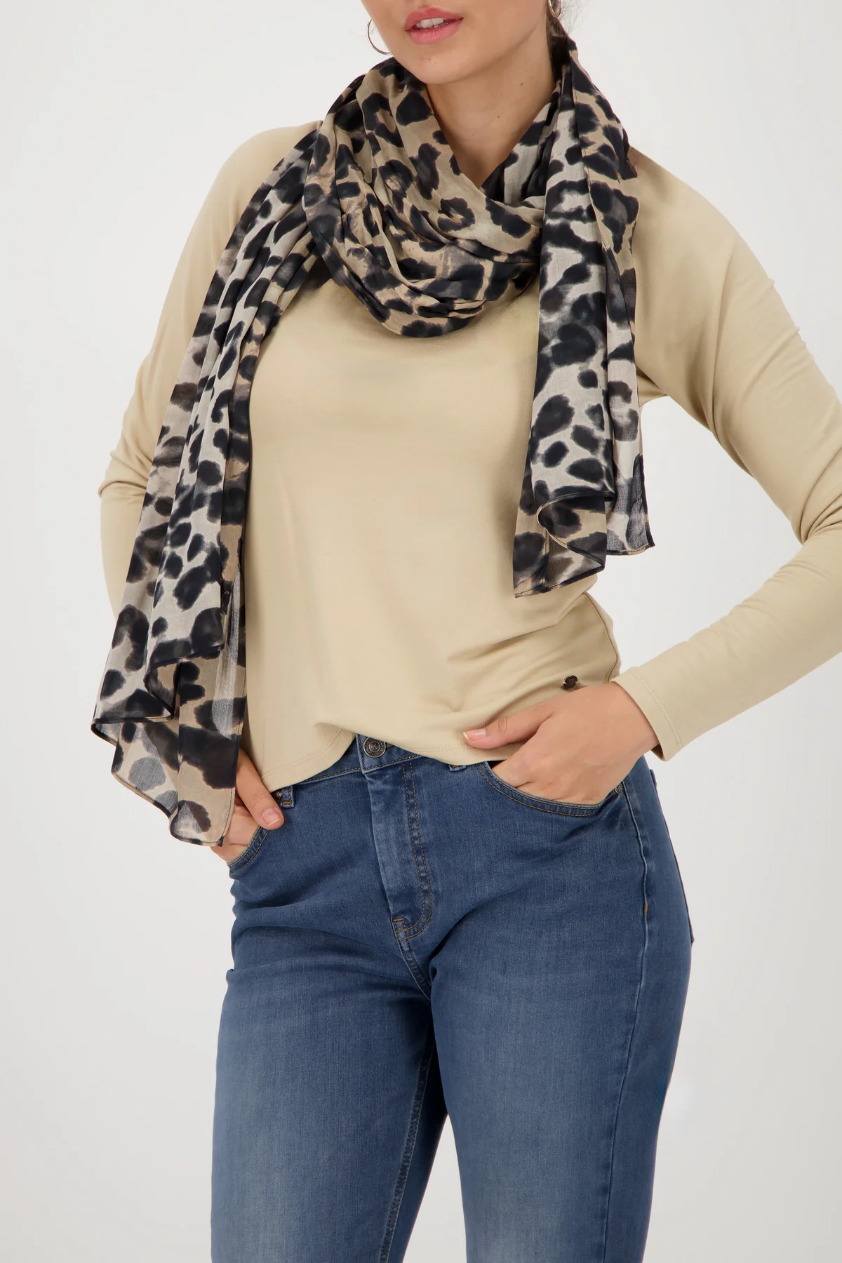 Monari - Leopard Print Scarf - Image 2
