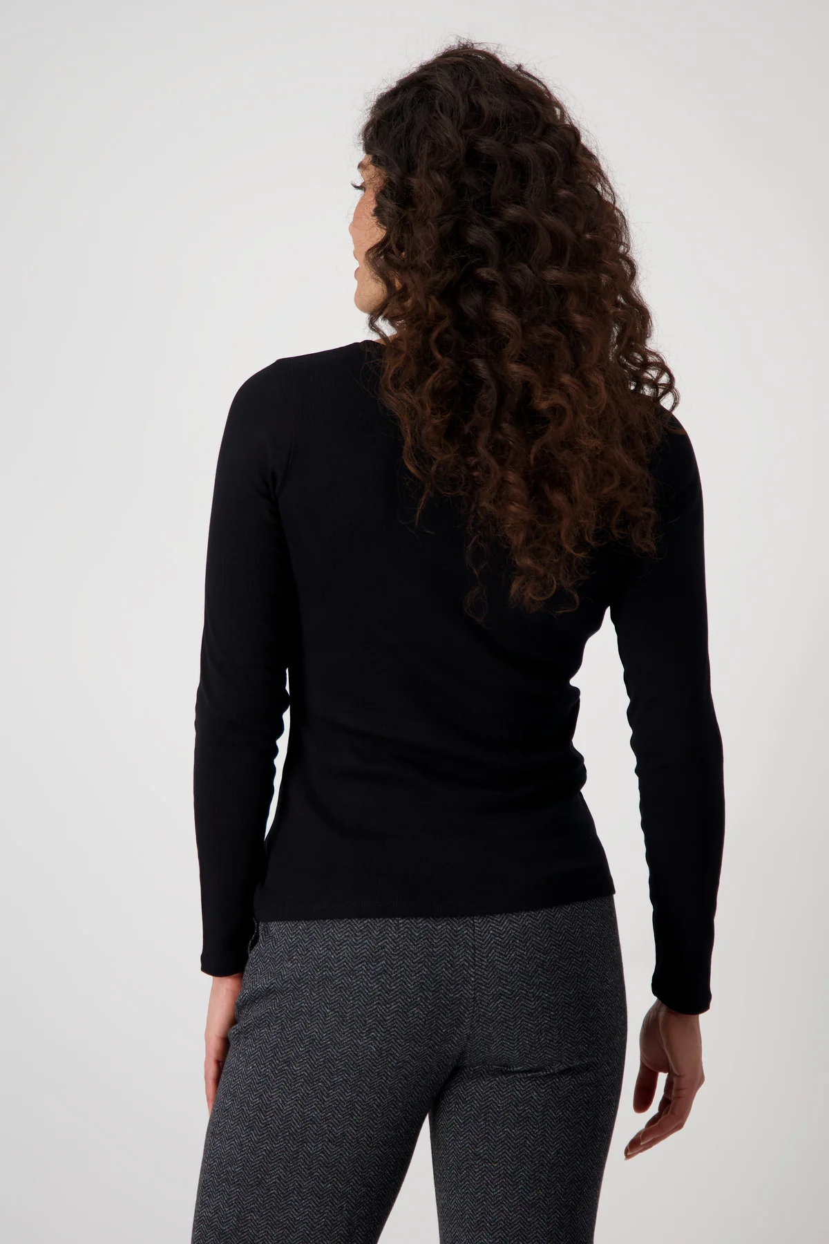Monari - Round Neck T-Shirt - Image 5
