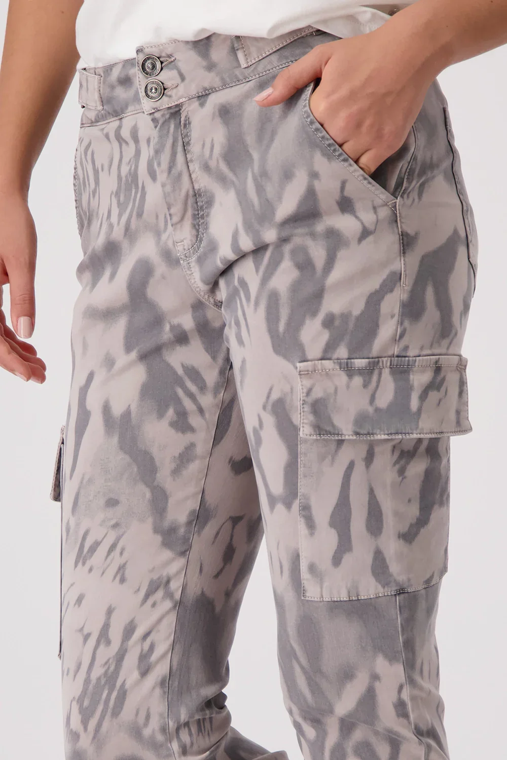 Monari - Tiger Print Cargo Pants - Image 3