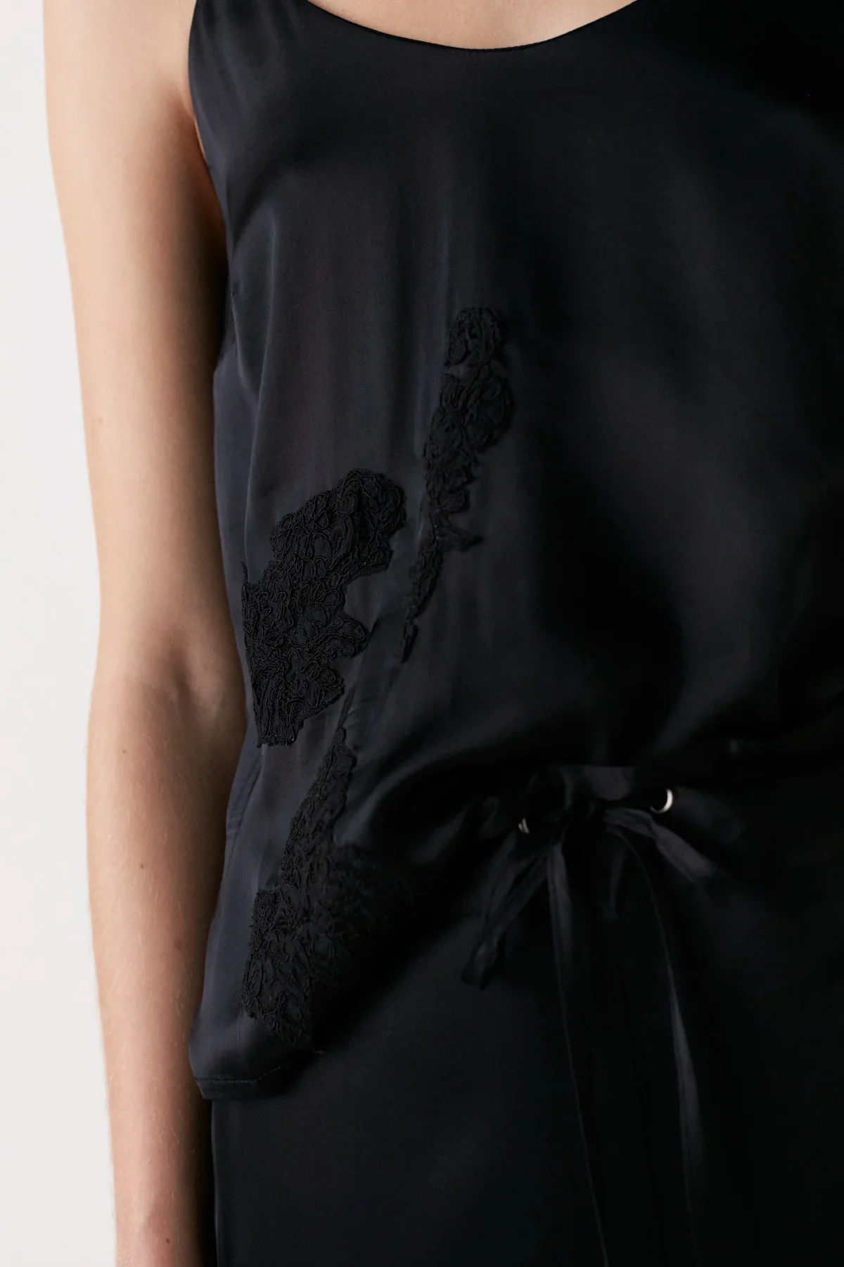 Rabens Saloner - Fatia Cami - Image 3