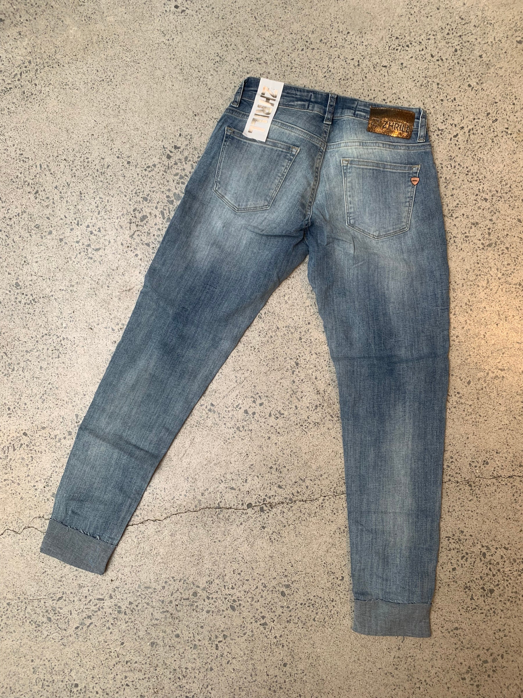 Zhrill - Nova Jean - Image 9